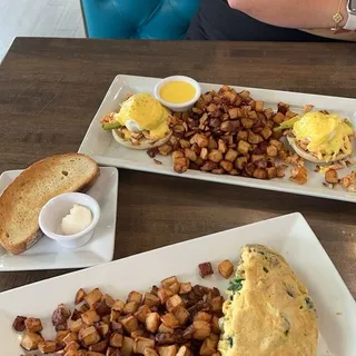 Cajun Salmon Benedict