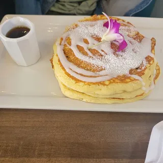 Cinnamon Roll Pancakes