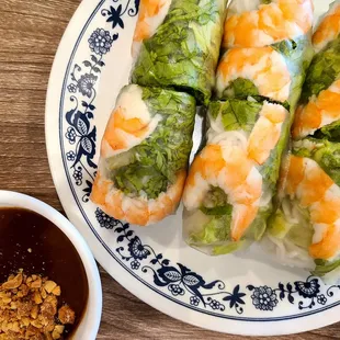 GOI CUON (#E) WITH PEANUT SAUCE