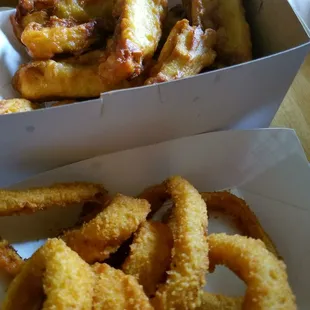 Family fish meal w/onion rings