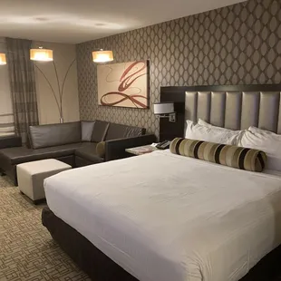 Gold tower room