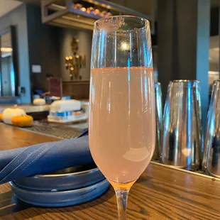 Grapefruit mimosa $10