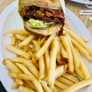 1/4 lb. Colossal cheeseburger