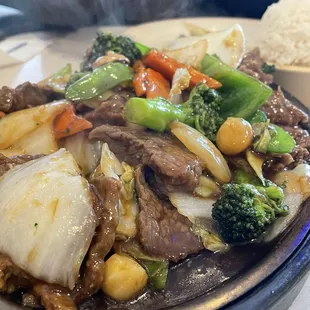 Sizzling Scallops and Beef