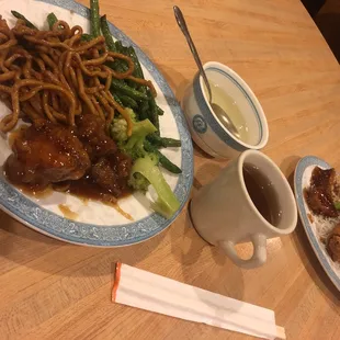 ramen and noodles, food