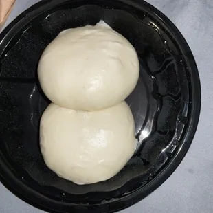 Flowing Egg Sugar Buns