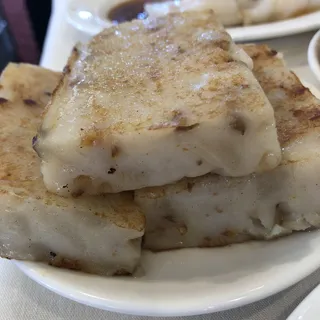 D36. / Pan Fried Turnip Cake