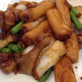 D95. XO / Pan Fried Rice Noodle Roll with XO Sauce