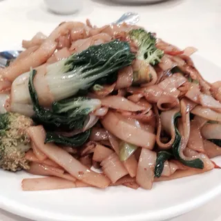 L12. Singapore Fried Rice Noodle