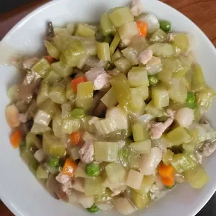 This chicken dish was 98% celery with tiny pieces of chicken and carrot. Tasted blah, no salt or depth of flavor.