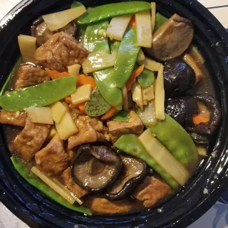 Braised Twin Mushroom w/ Oyster Sauce