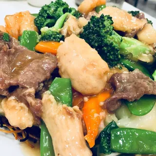 House Special Pan Fried Noodle