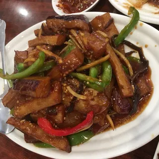 Eggplant with Spicy Garlic Sauce*