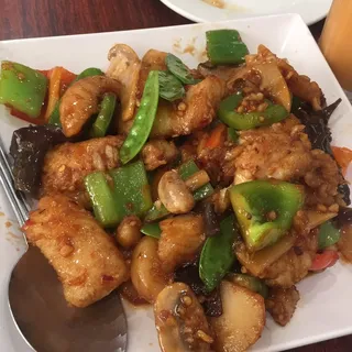 Fish with Garlic Sauce*