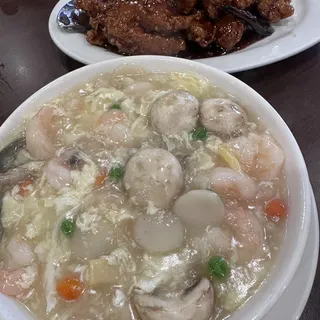 Shrimp with Garlic Sauce*