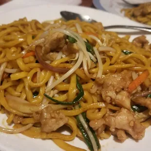 Chicken Chow Mein