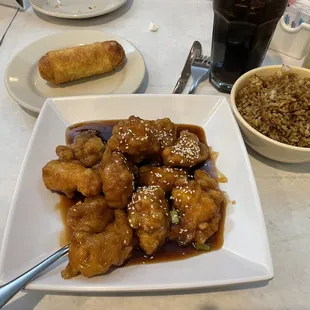 Sesame Chicken with Egg Roll