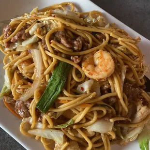 Spicy Vegetable Lo Mien