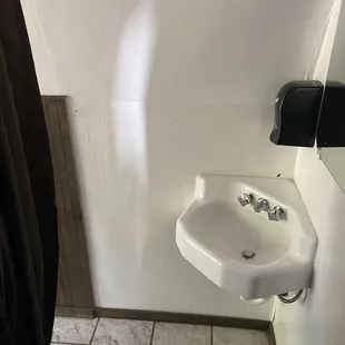 Zen cabin sink