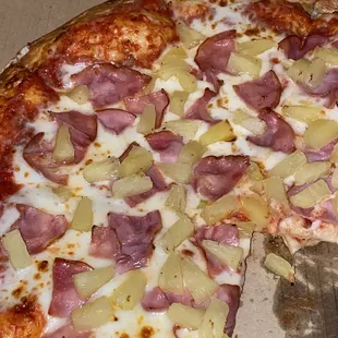 Hawaiian pizza