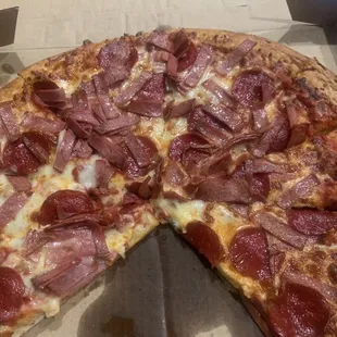 Pepperoni/ Bacon pizza