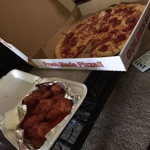 For the price its really good, and fir the wings only being $5 they give 10 pieces and with ranch ... Yeah thats amazing!