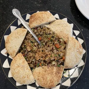 Sesame pockets with pork