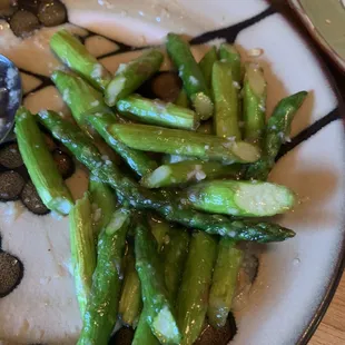 Asparagus with garlic
