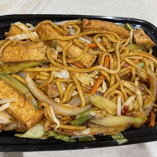R2. Lo Mein with Tofu