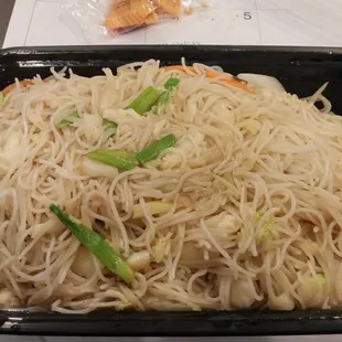 Chicken Mien Fun