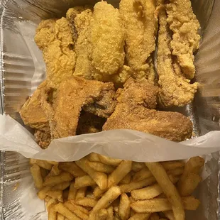 Golden’s Fish & Chicken