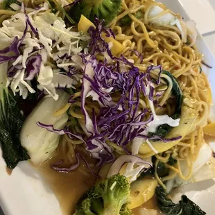 Veggie lo mein. AMAZING