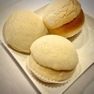 Taro baked buns