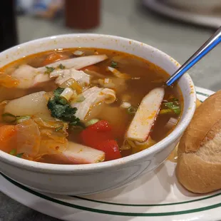 Caldo de mariscos (seafood soup)