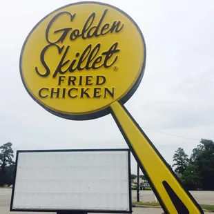 a sign for a fried chicken restaurant