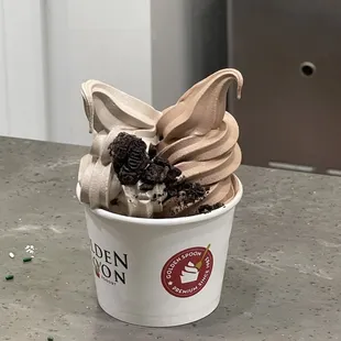 Chocolate Gelato &amp; Cookies &amp; Cream (Large) $7.95 + $1.49 each topping