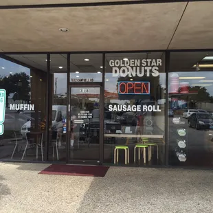 the entrance to the restaurant