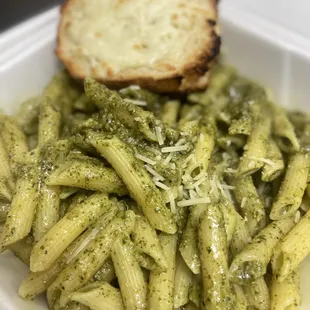Pesto, pasta