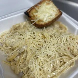 Fettuccine chicken Pasta.