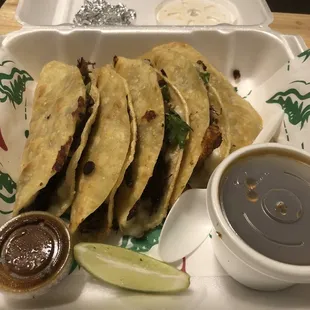 5 Pieces Quesa Birria