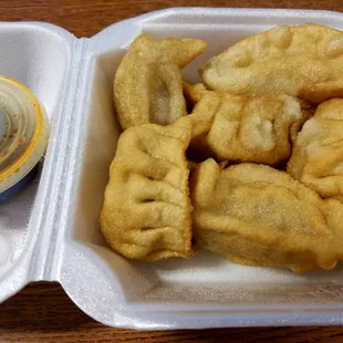 Fried pork dumplings