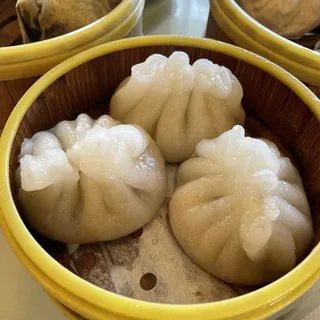 S02 / Steamed Dumpling w/ Peanuts