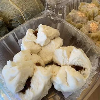 S03 / Steamed BBQ Pork Bun
