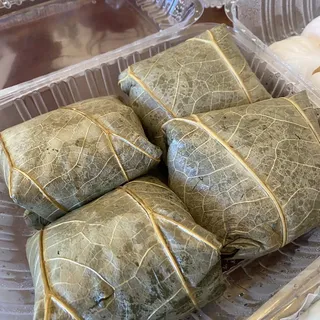 S07 / Sticky Rice & Chicken in Lotus