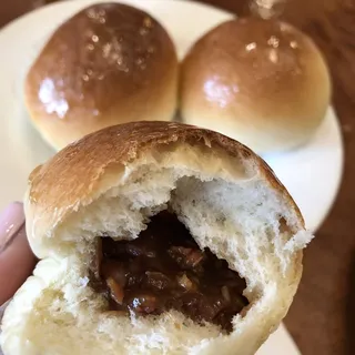 S23 / Baked BBQ Pork Bun