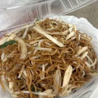 D72 / Mushroom w/ Soy Sauce Chow Mein