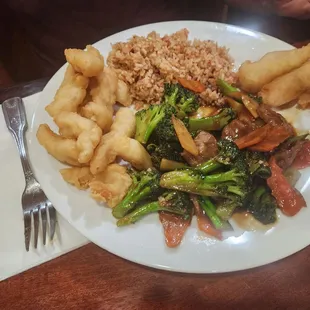 Broccoli and beef combo
