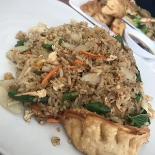 Golden Spicy Fried Rice