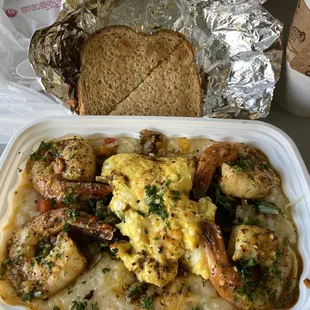 Shrimp and grits with diced hot