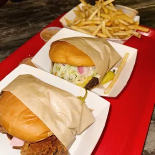 Pesto chicken sandwich + smash Golden Burger + Fries